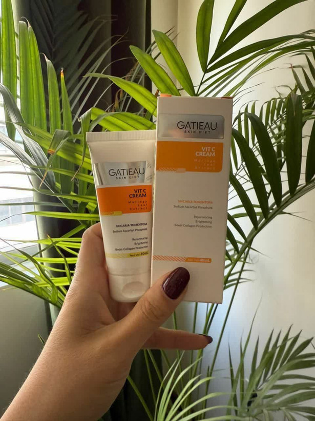 با کرم بیوممتیک ویتامین سی گاتیو،دارای بارکد کاملا اصل درخشش خیرهکننده و پوستی شفاف و بدون لک را در کمترین زمان ممکن به پوست خود و دوستانتان هدیه دهید ارسال کالای اصل تضمینی مستقیم از نمایندگی